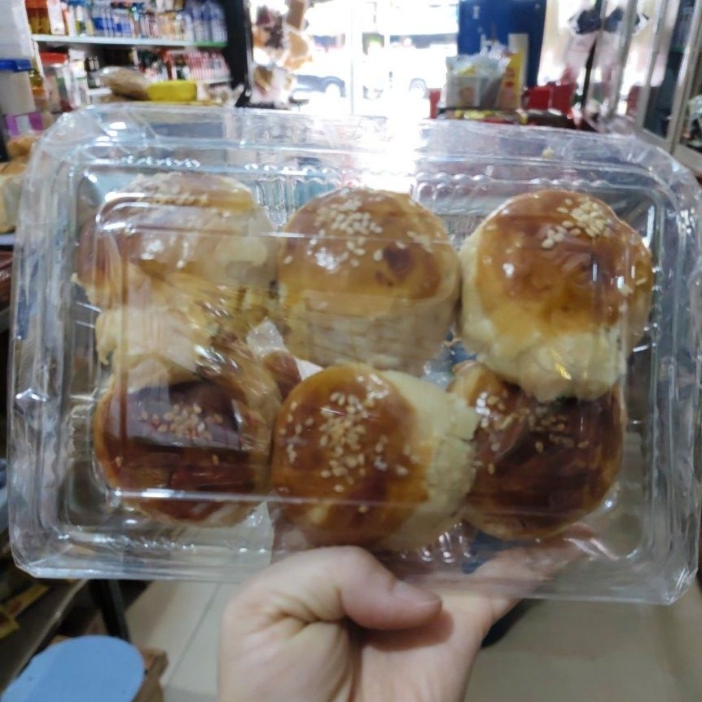 

Kue Pia isi Kacang Hijau Kupas