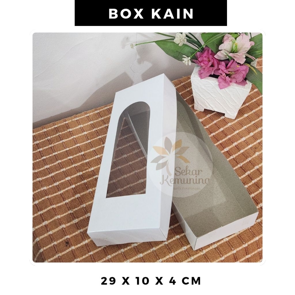 

Kardus Kain Batik / Box Kain Hampers (29x10x4 cm)