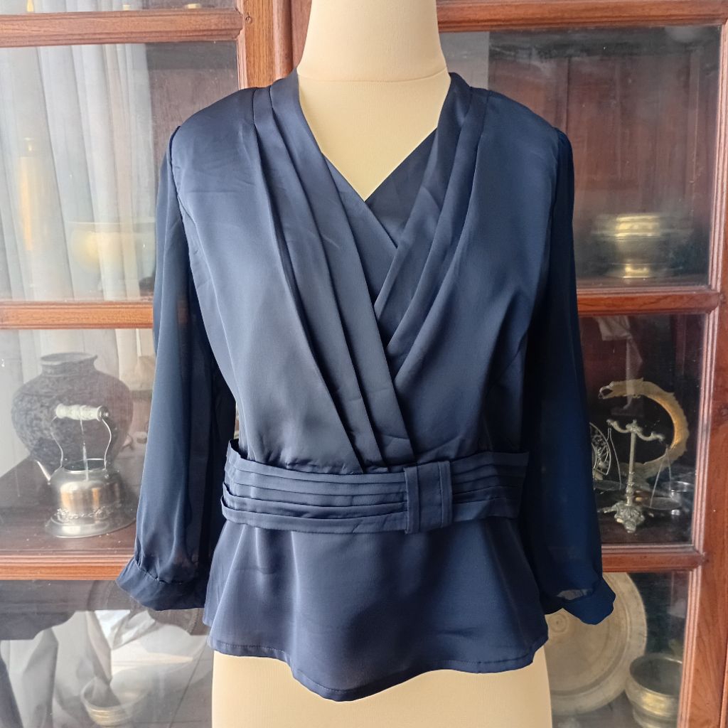 Preloved Atasan Blouse Wanita Branded Murah Second