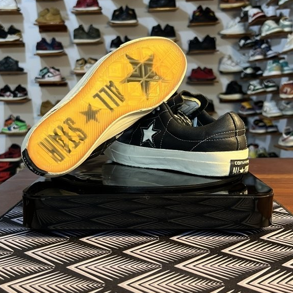 41 - Converse X John Varvatos JV One Star Black Turtledove