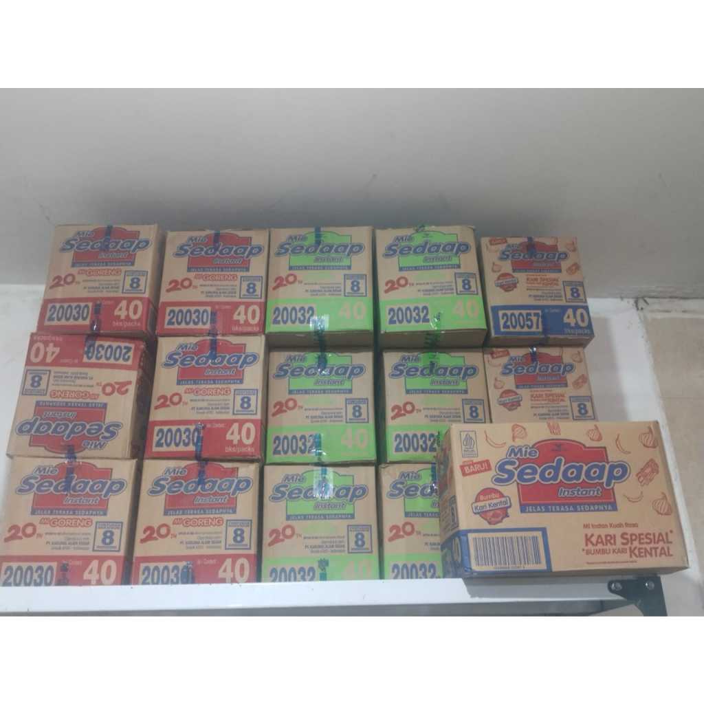 

SEDAAP GORENG KUAH 1 DUS ISI 40 PCS