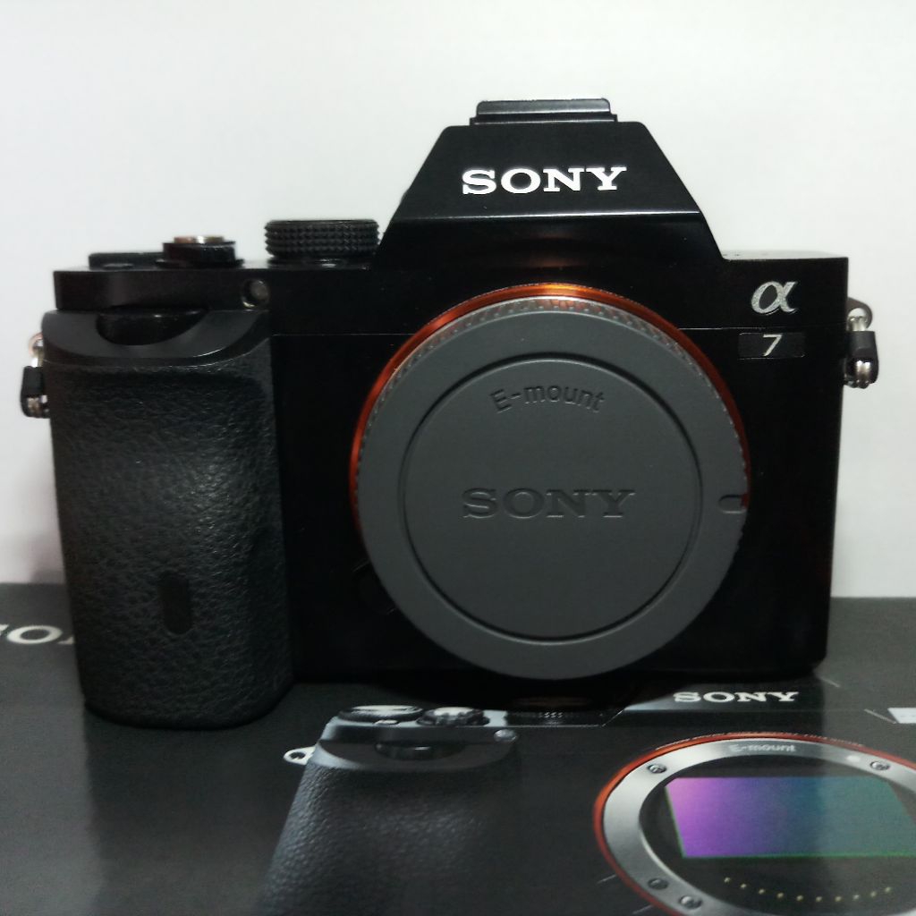 Sony A7 Classic Mark I Kamera Mirrorless Body Only Fullset Box Second Mulus No Minus Like New Very L