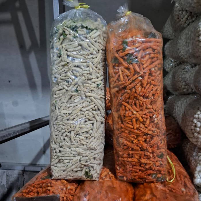 

Stik Basreng Kering Pedas Gurih Original Kriuk Keripik Baso Goreng Daun Jeruk Renyah Viral 1Kg 500 Grm 250 Gram