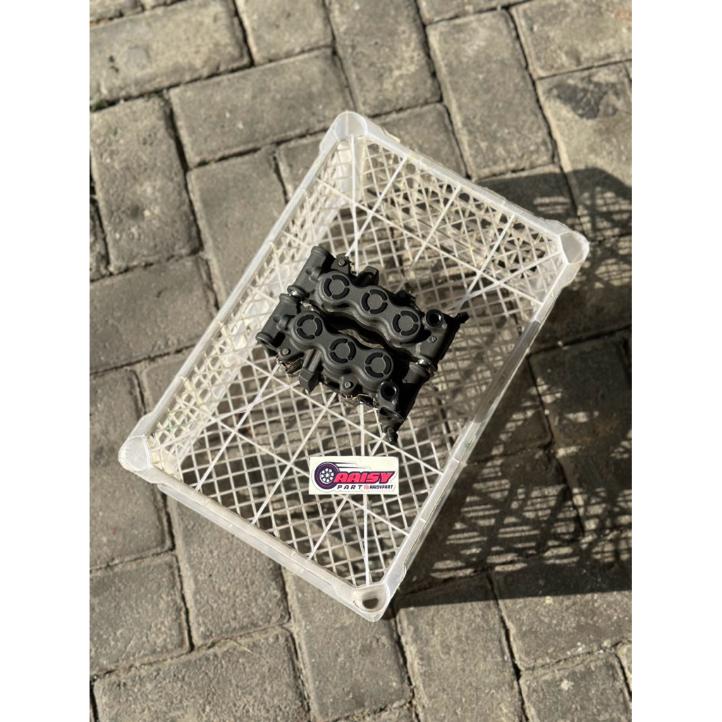 caliper yamaha r1 sumitomo 6p original copotan moge yamaha r1