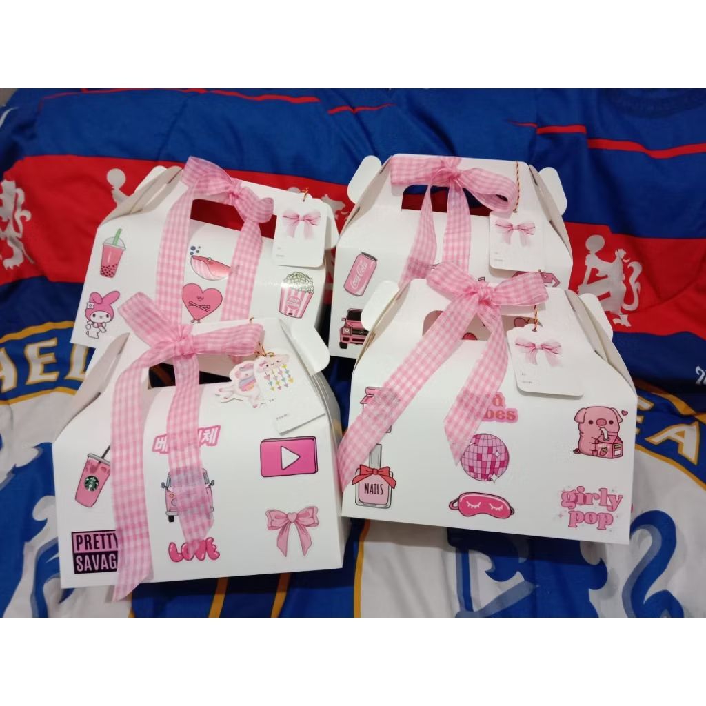 

[Ukuran Besar XL] gift box/ gable box/ tempat kado hadiah/ ultah/ snack box, (hanya box saja)