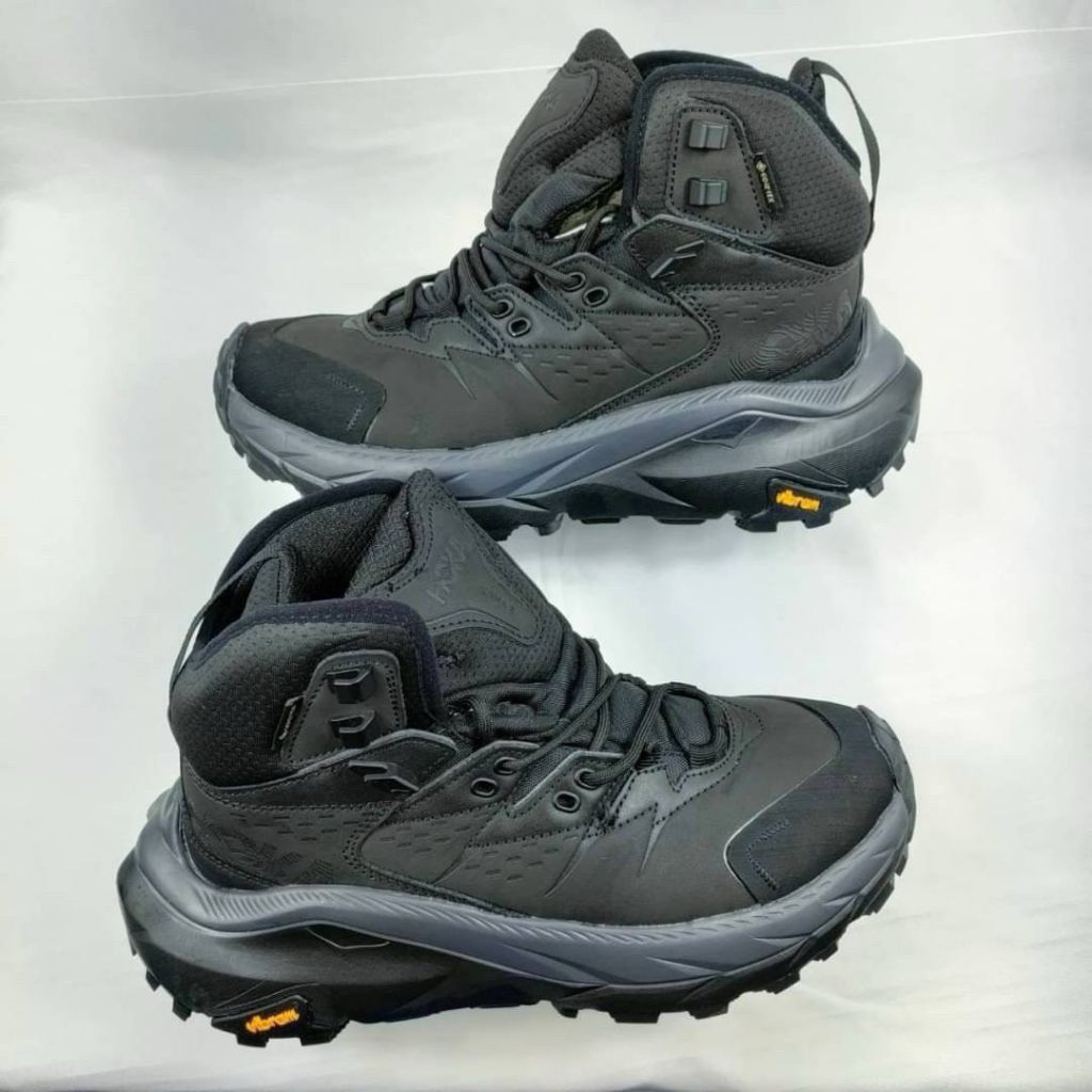 SEPATU BOOT HOKA KAHA 2 MID BLACK PREMIUM