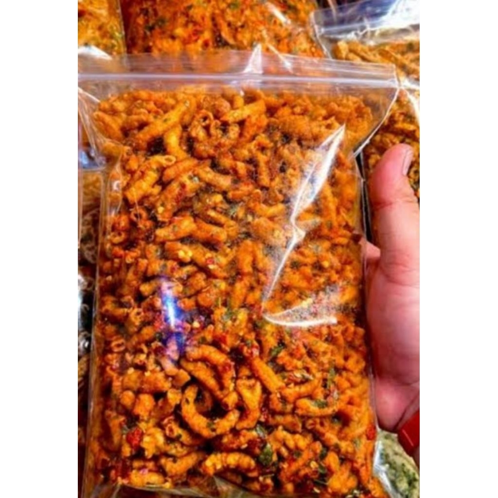 

kripik usus ayam pedas daun jeruk