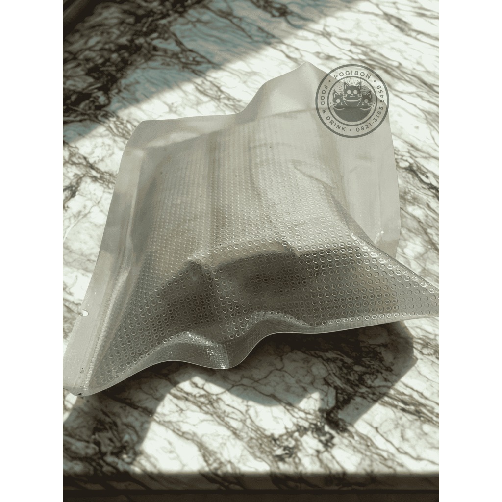 

Pogibon - Frozen Food - Lumpia Sosis Mayo - 3 Pcs, Lumpia Isi Sosis Dibalut Saos Mayo yang Lezat