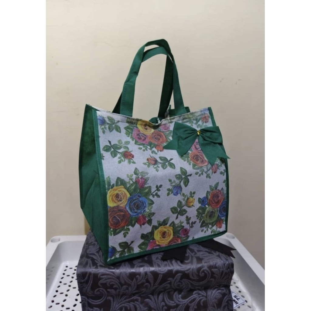 Moonmarket Tas Pita Printing Tebal Ukuran 22.Harga Paket Hemat Per_5 Lusin. #Tas Hajatan#Tas Hajatan