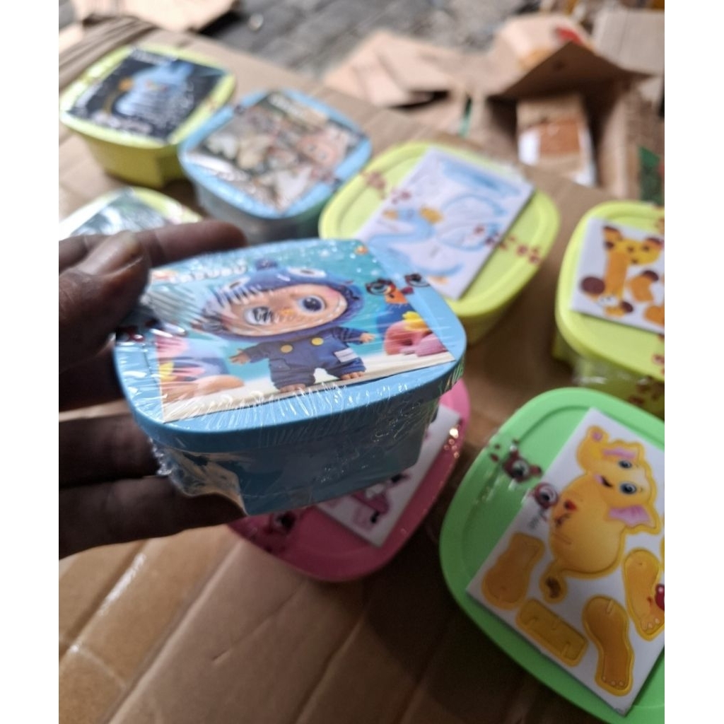 

Misteri Thinwall Labubu / kartun 4pc Rendom