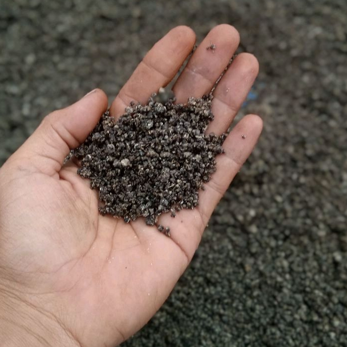 

Tiwul Mentah Original 500g Kemasan Praktis agak hitam – Petani Muda | Rasa Tradisional, Sehat Alami