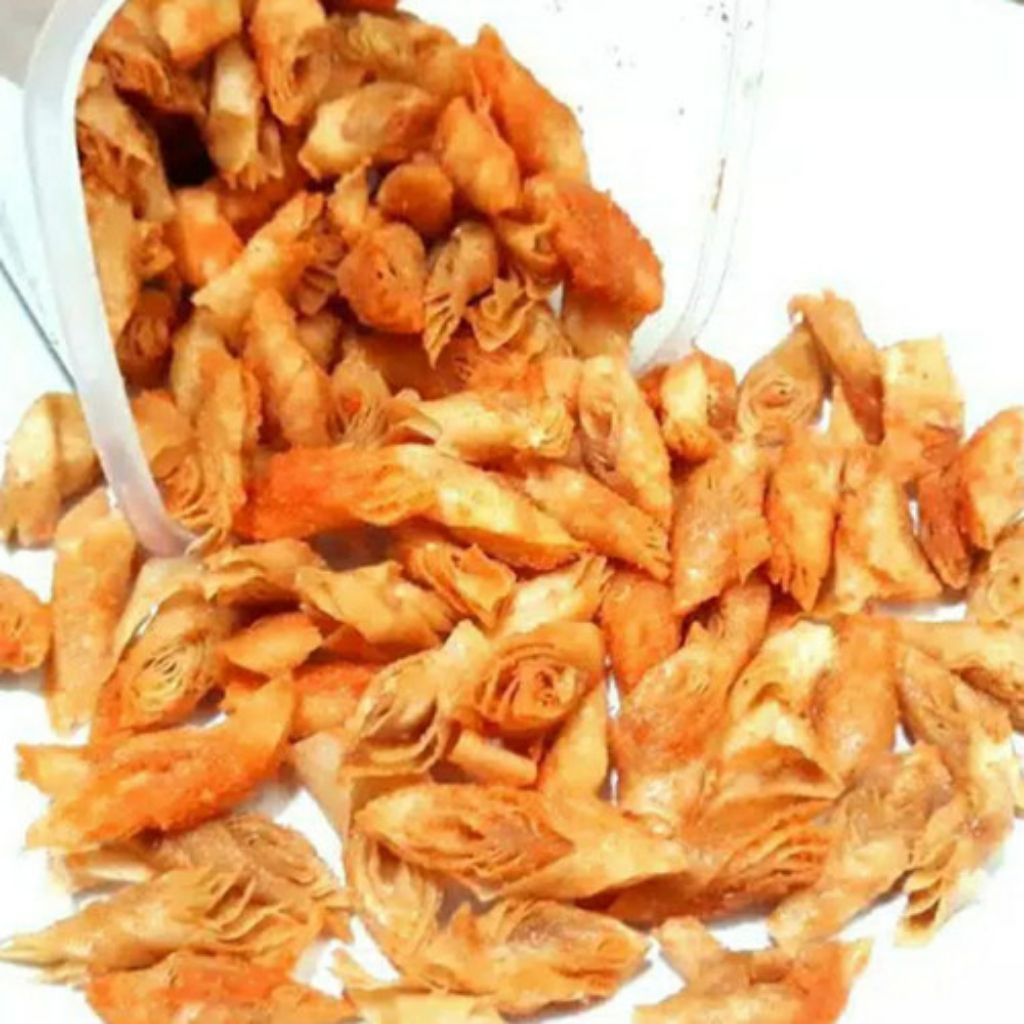 

Kano-Keripik Lumpia gulung sumpia cemilan renyah enak gurih pedas