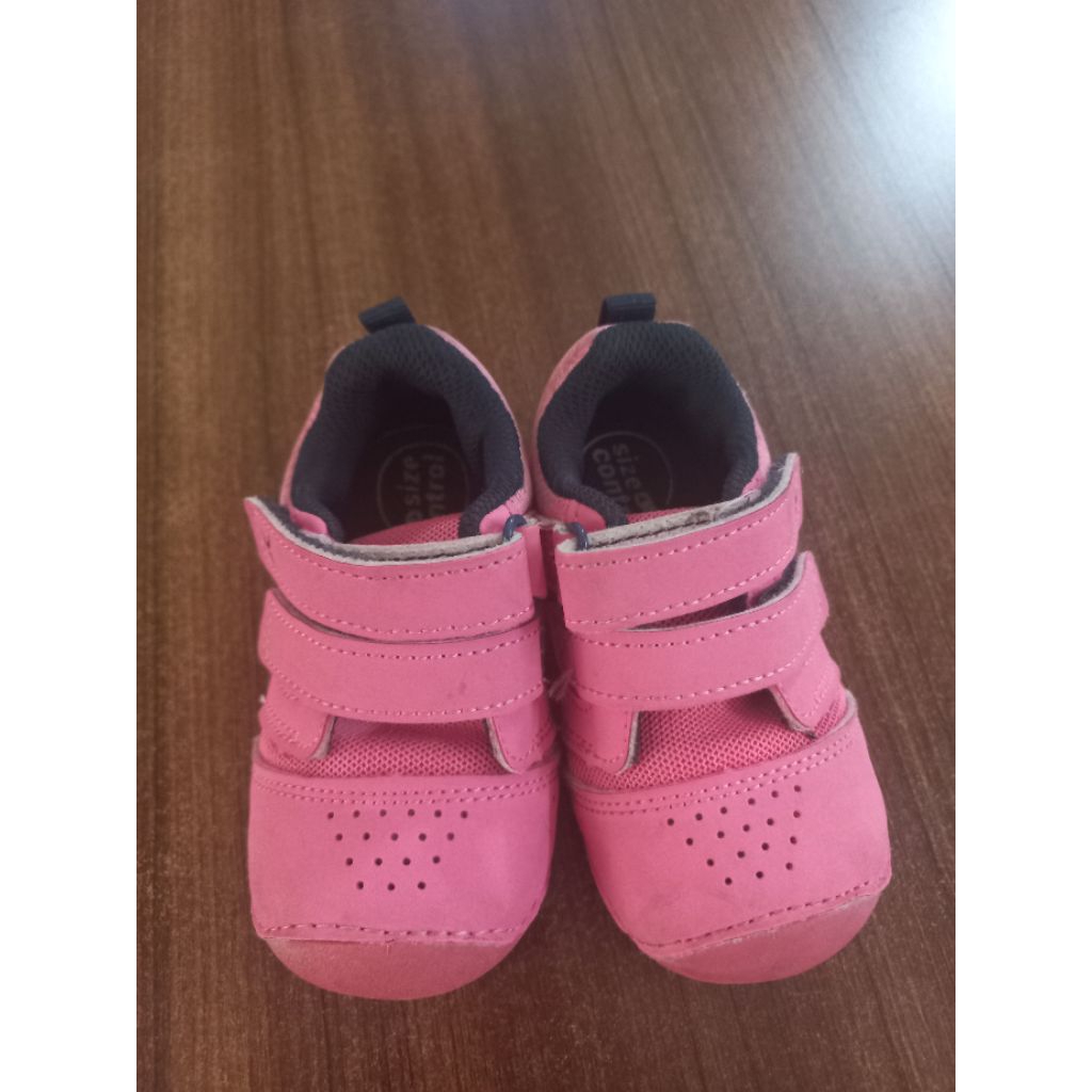 Preloved Sepatu Anak Merk Decathlon
