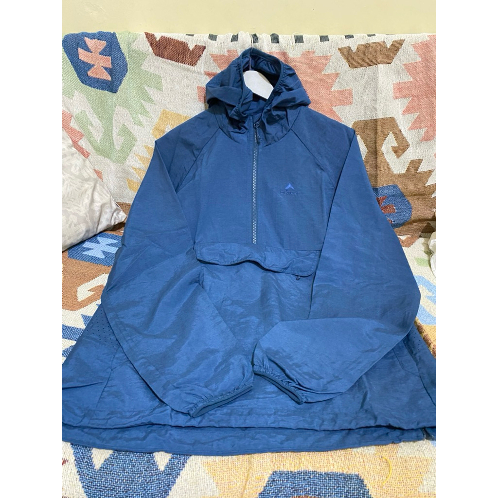 Preloved Eiger Jaket Gunung Navy Size M