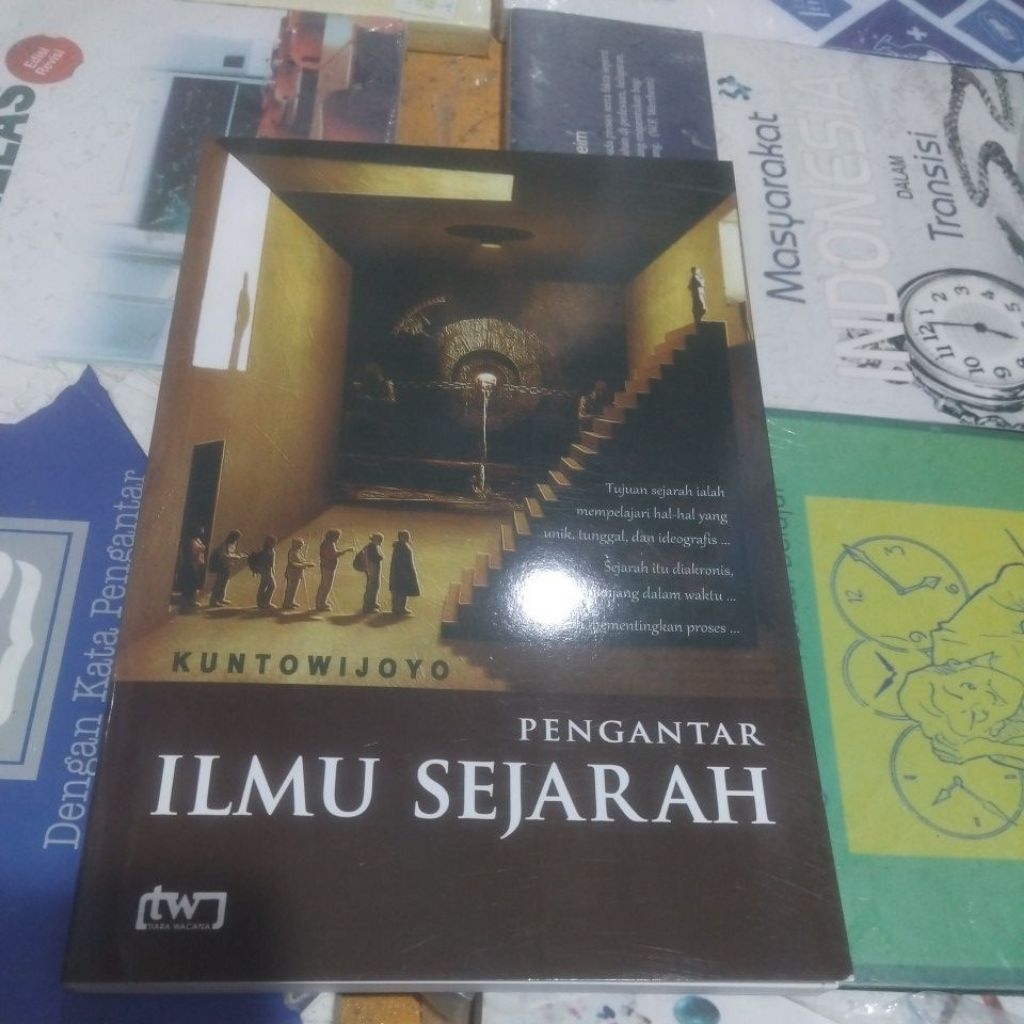 PENGANTAR ILMU SEJARAH
