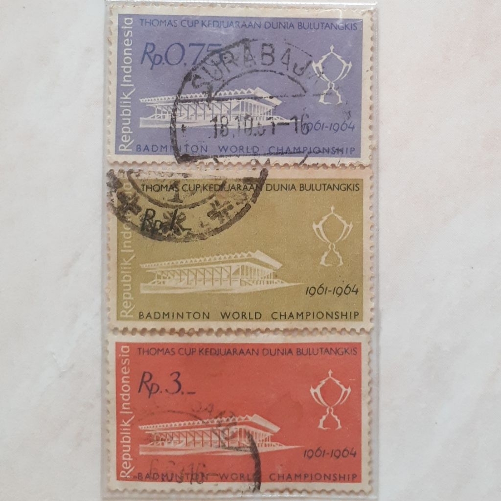 

(A) Perangko Indonesia Thomas Cup Tahun 1961 set lengkap 3pcs