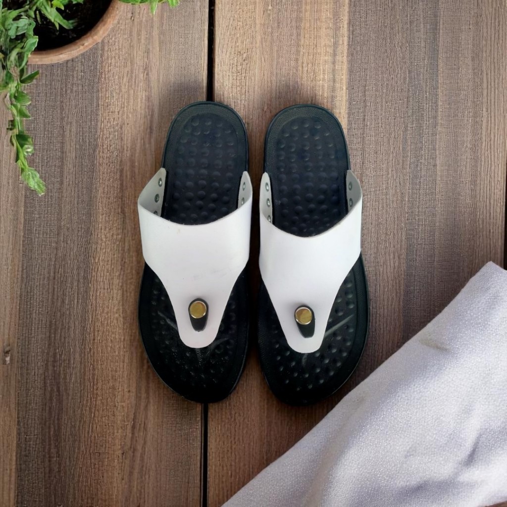 Sandal Jepit Kulit Kuat Tahan Air / Sandal Pria Premium/Keren/sandal korea