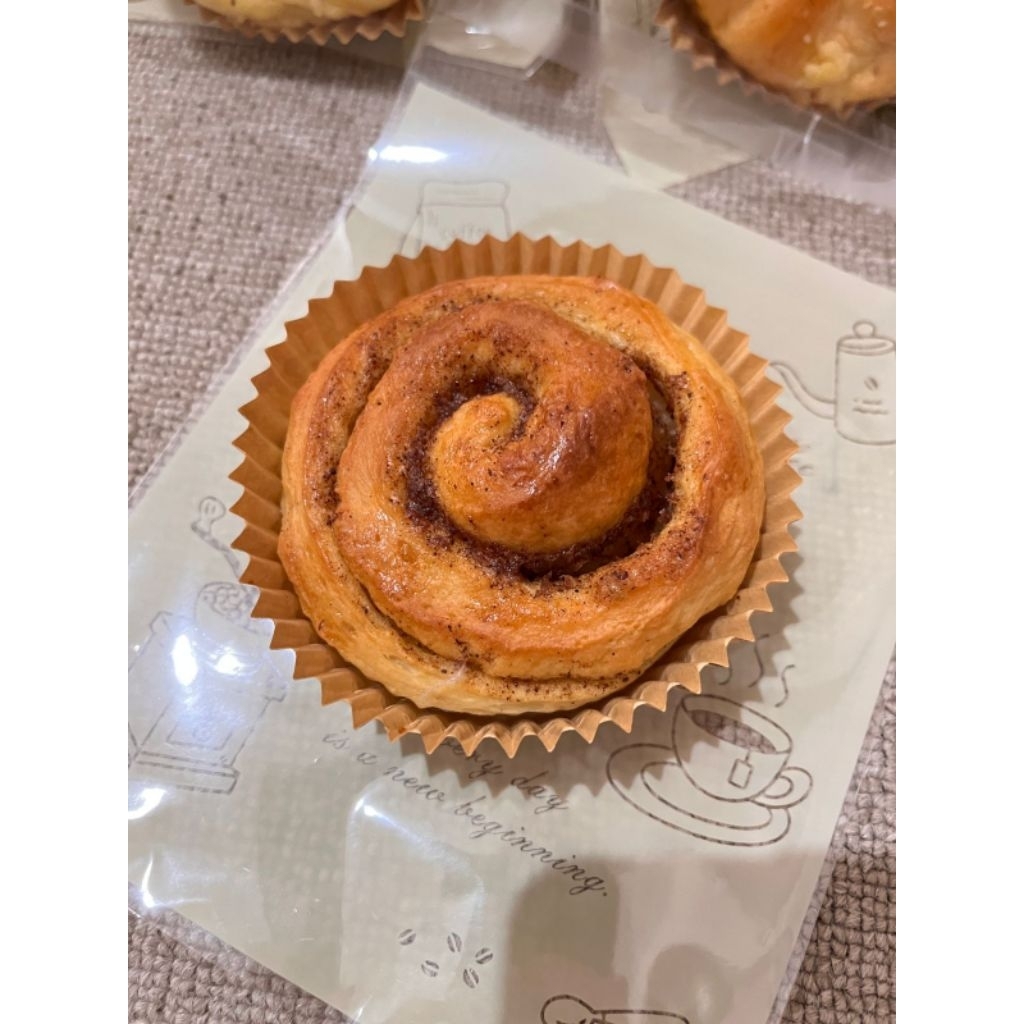 

Cinnamon Roll | baked by ayu