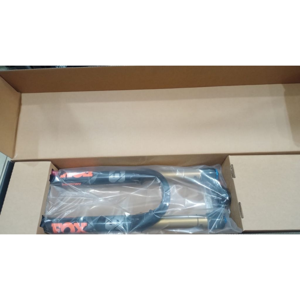 Fox fork 38 29 travel 180mm black kashima