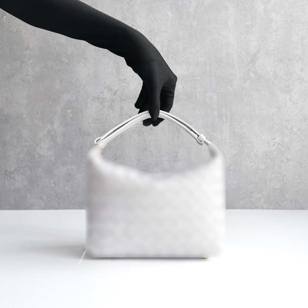 [Pre-Order] Tas Wanita RoyaleLuxe Mini Wallace Bag in White GHW