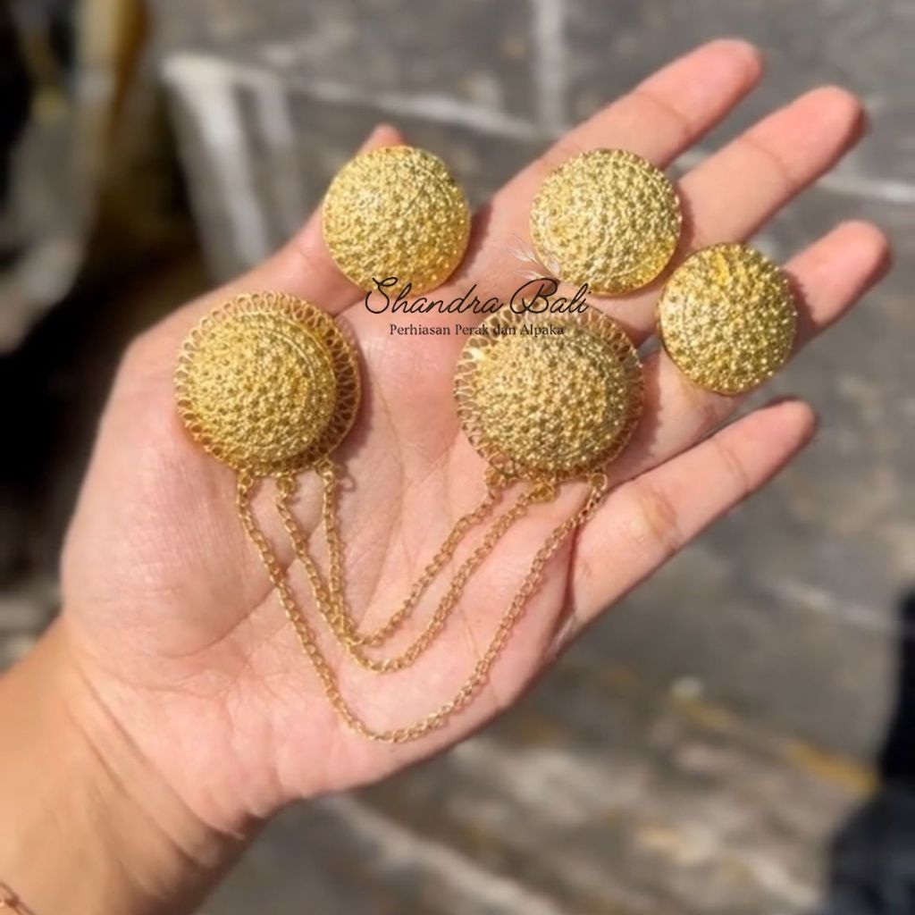 Shandra - Set Bros Alpaka Model Polos Klasik Bulan Jerawat Cerorot Untuk Kebaya Wedding Bali