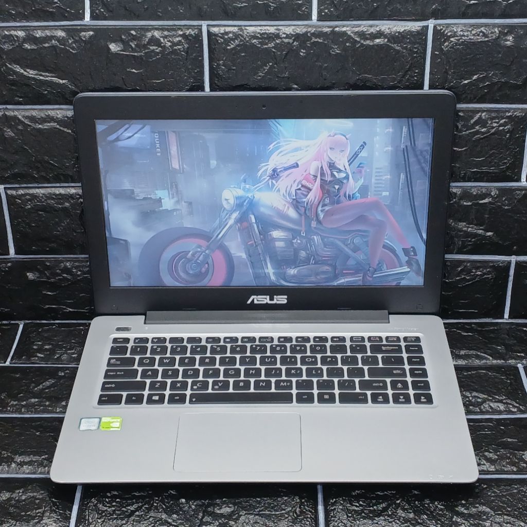 Laptop Asus A456UF Intel Core I5-6200U 8/240/750GB Nvidia 930M