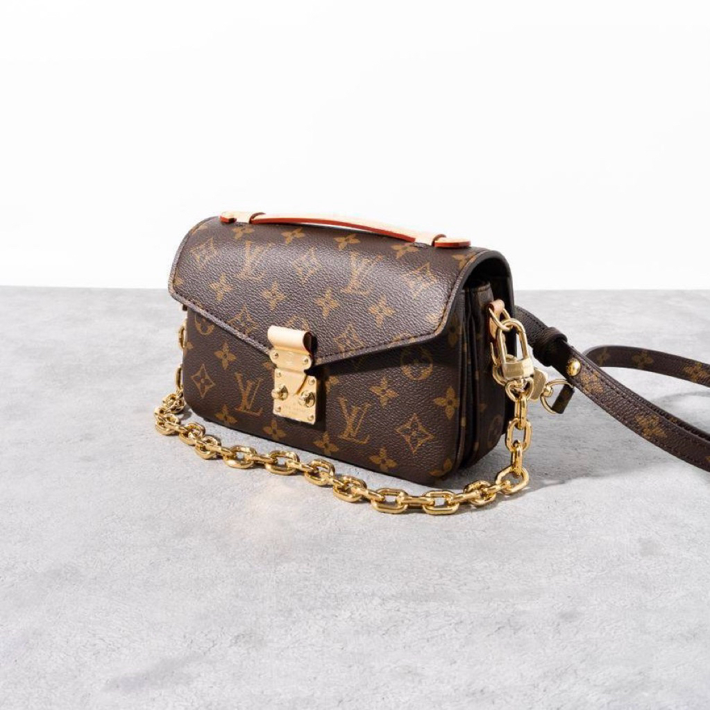 LOUIS VUITTON LV Pochette Metis East West EW E/W Shoulder Bag