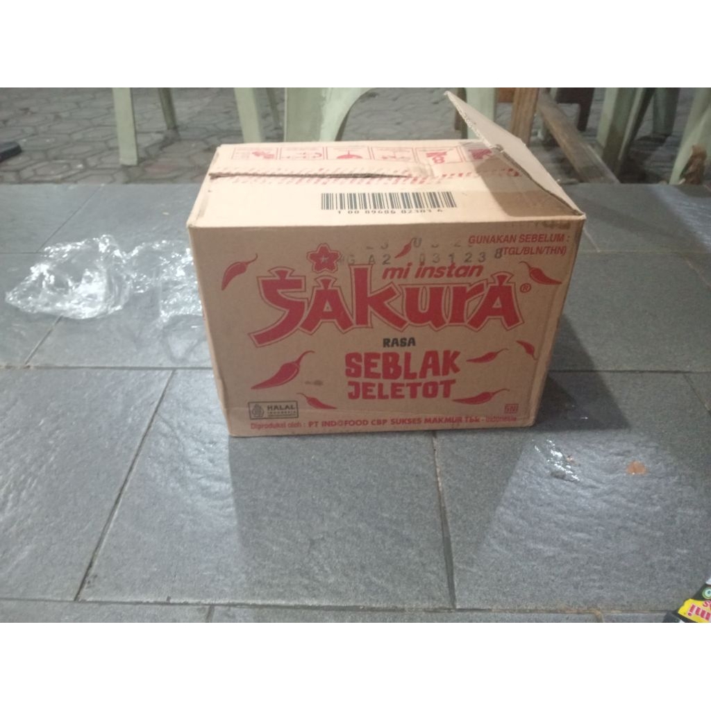 

mie instan sakura seblak jeletot (1karton/40pcs)