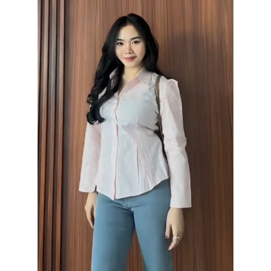 Kemeja Stripe Rempel Fit Body Wanita Dayli Formal - Kemeja Katun Fit Body - Blouse Salur