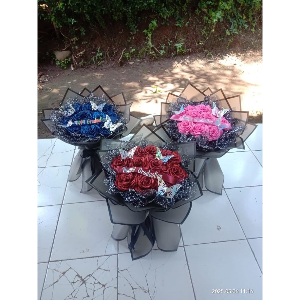 Buket  tunangan|bunga satin/Buket bunga satin mahkota
