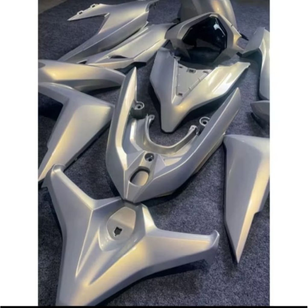 Cat Silver Metalik PU + Free Efeck Lembayung Gold PU