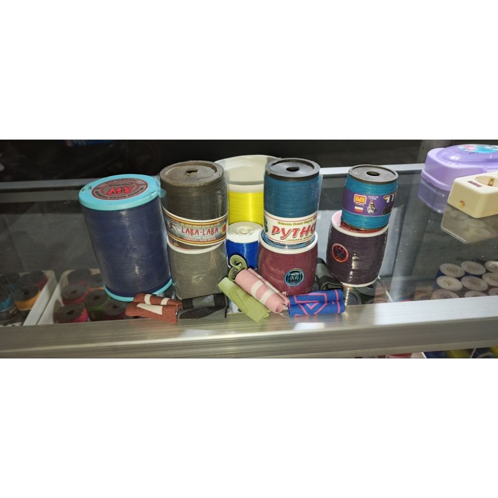 

MISTERI BOXX DI KIRIM RANDOM YA