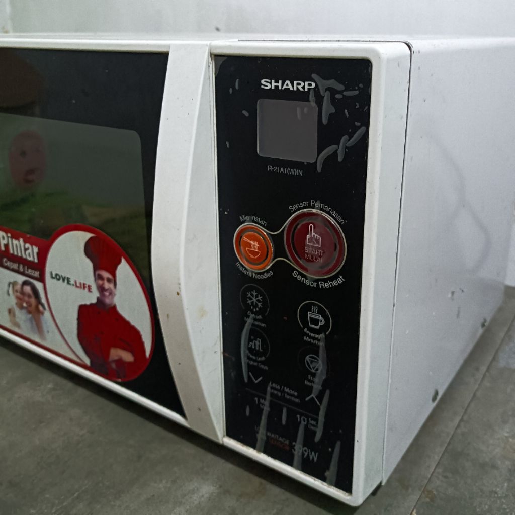 Microwave Sharp R-21A1(W)-IN - Oven Mikro Berdaya 399W dengan LCD Display dan One Touch Auto Sensor
