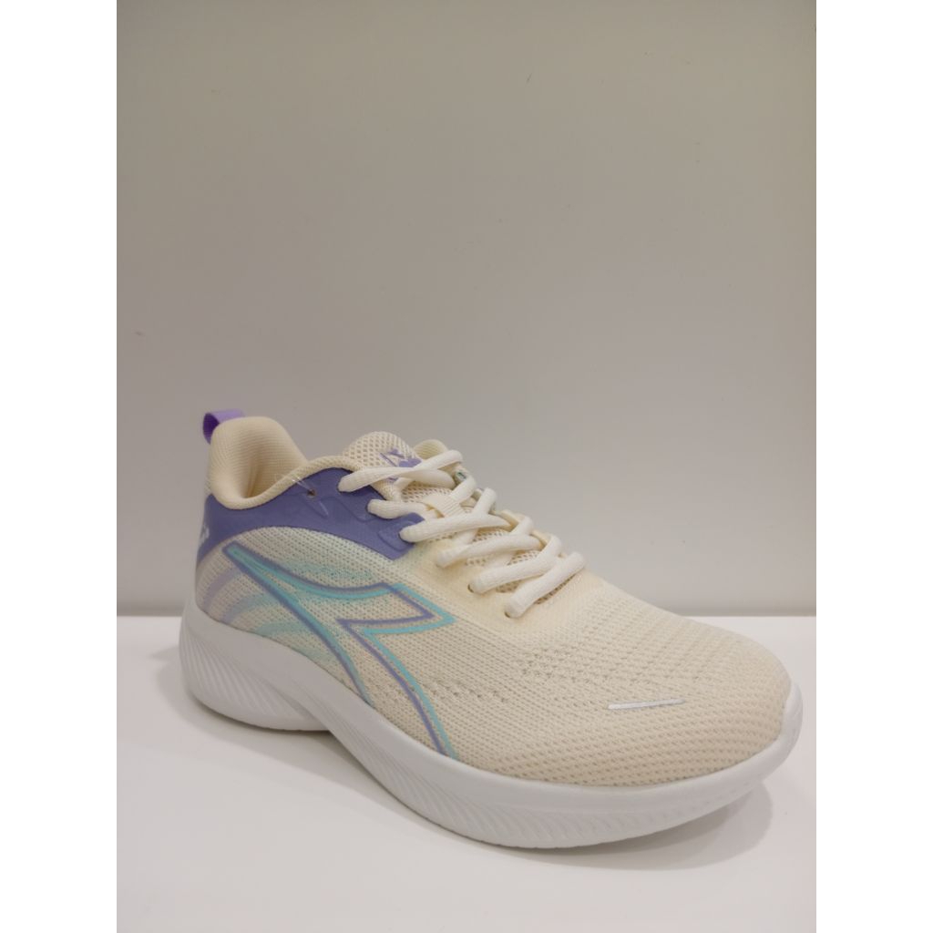 Diadora running