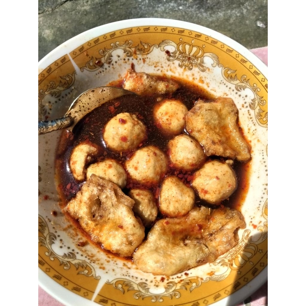 

Bakso ayam kecil chili oil