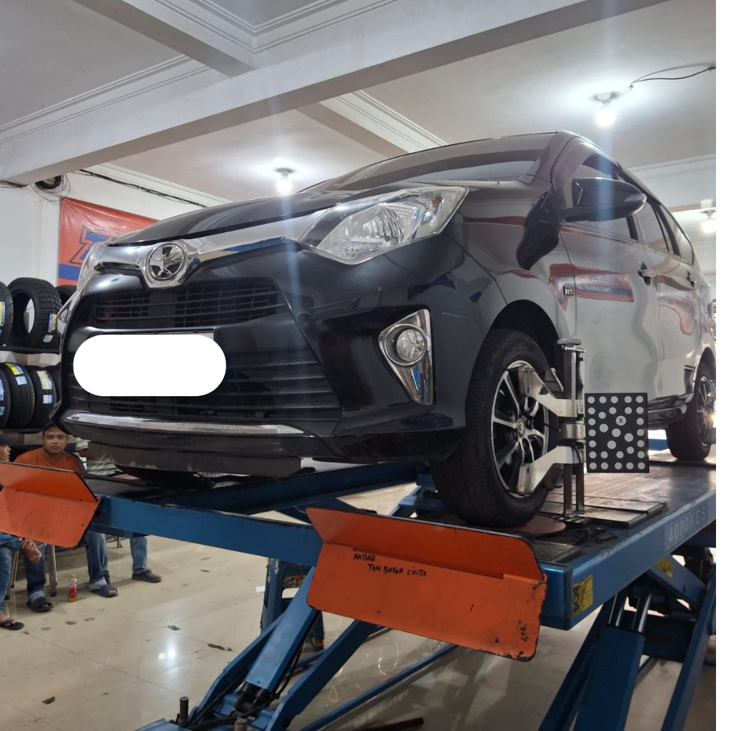 Spooring Termurah Di HSR Wheel Strike Ngagel Jaya Selatan Surabaya|Spooring 4D Surabaya