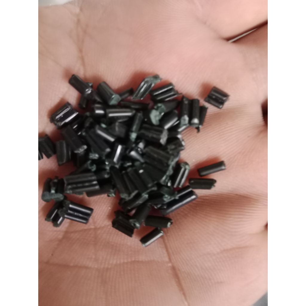 biji plastik peletan PP hitam super inject