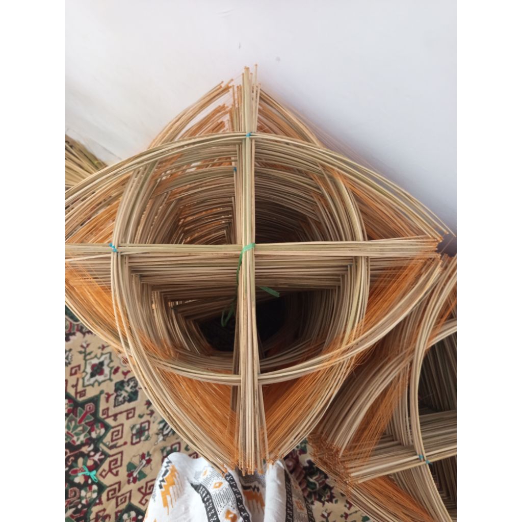 Arku Layangan Sukhoi Standar