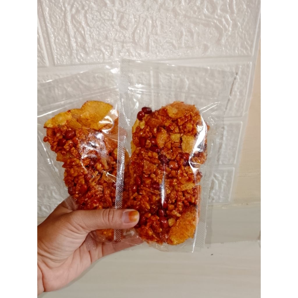 

Kering Mix (kentang,kacang,tempe)