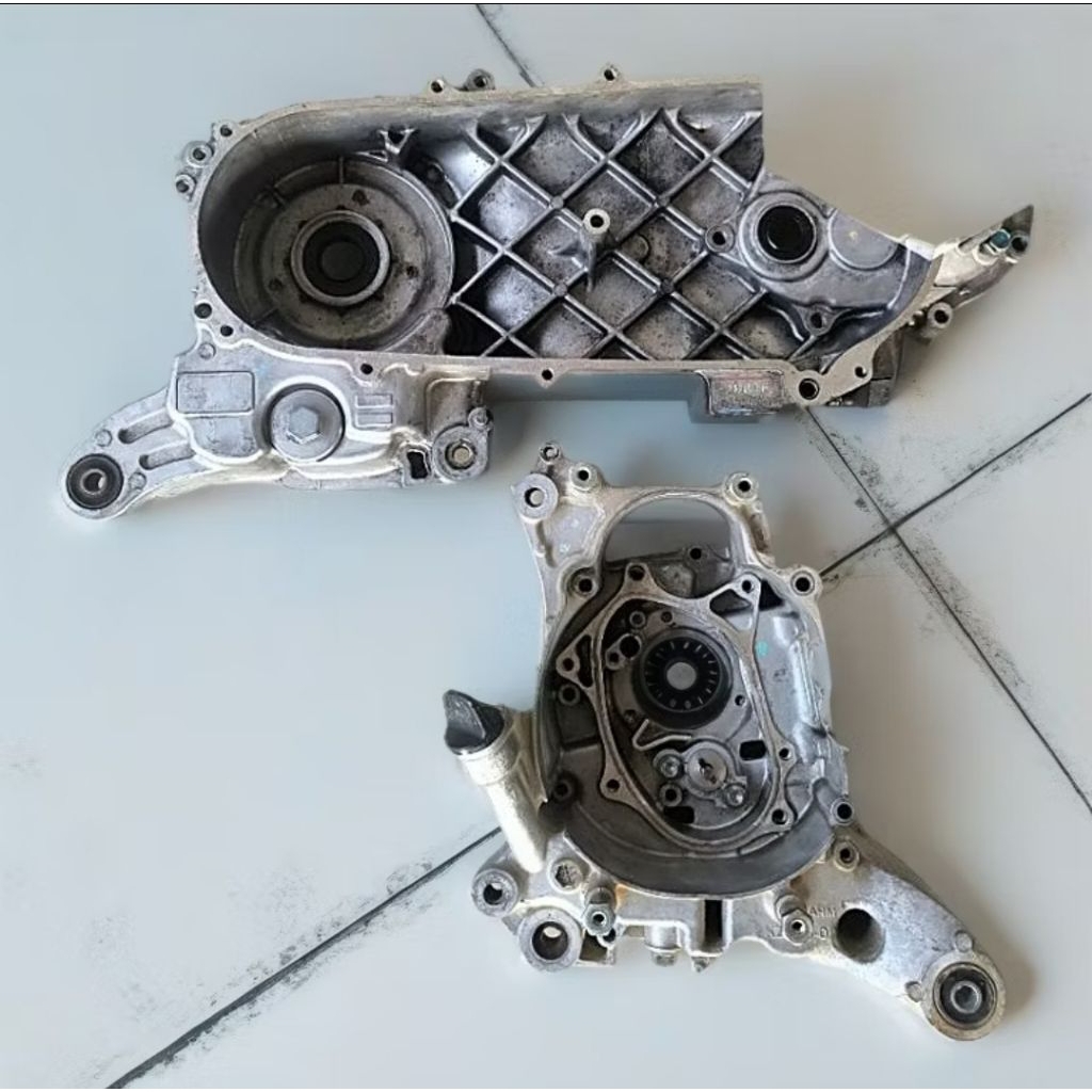 Crankcase Kanan Kiri Vario 150 LED Vario 125 Krengkes Kalter Kanan Kiri Vario 150 LED Vario 125 Orig