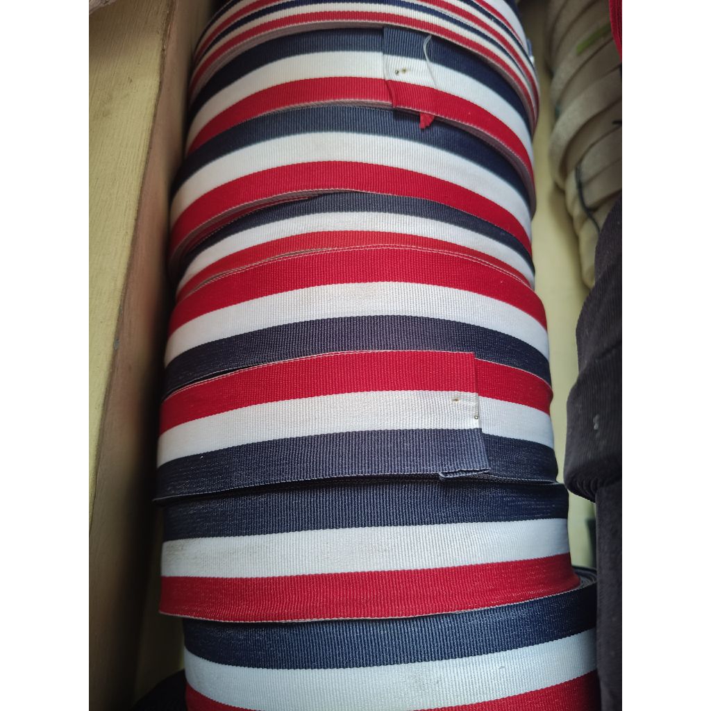 

pita salur merah putih navy 4cm kiloan