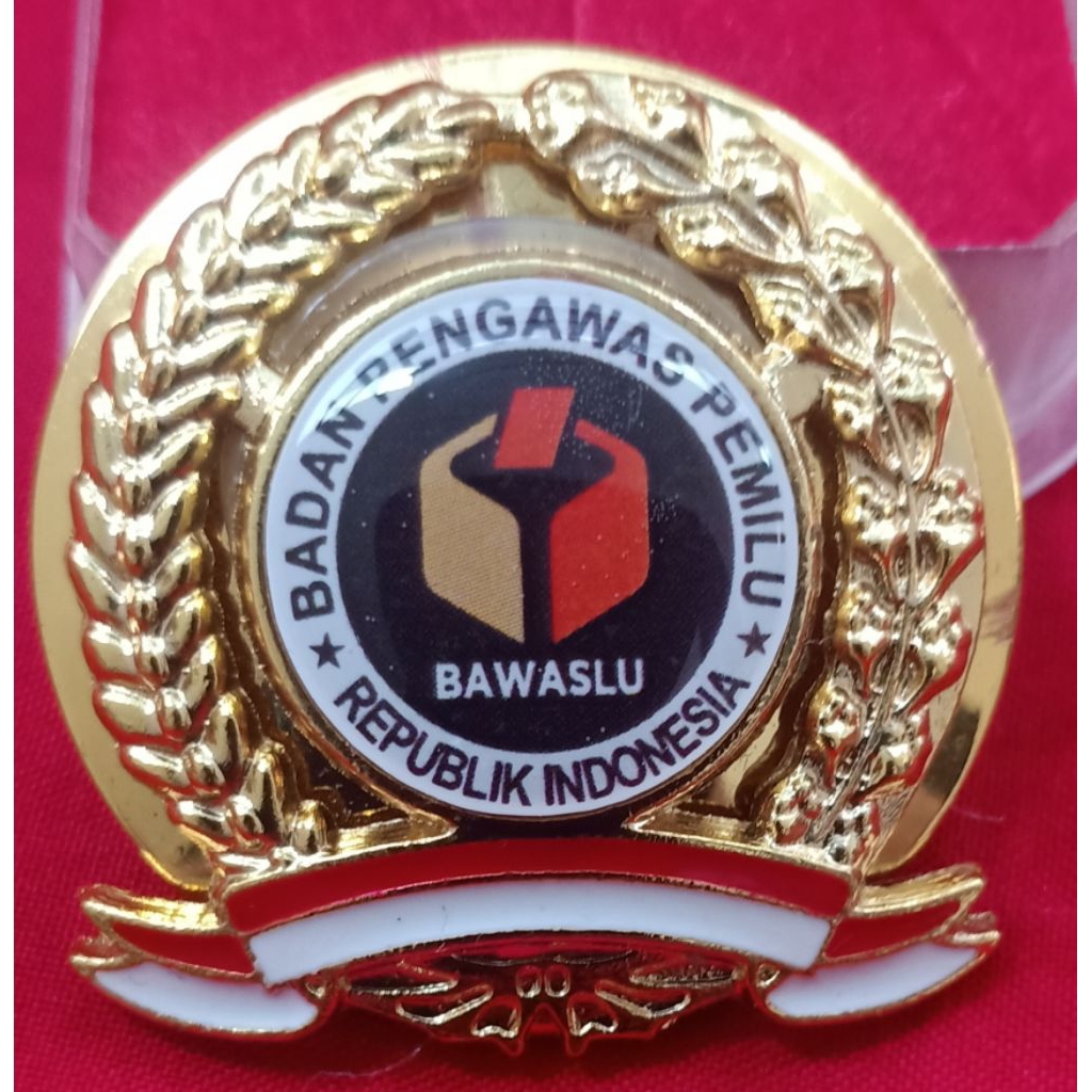 pin/lencana bawaslu magnet