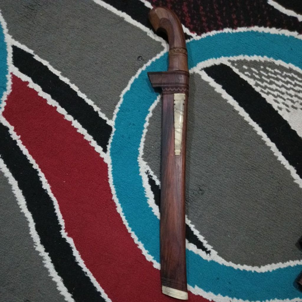 Golok baja per Wilis
