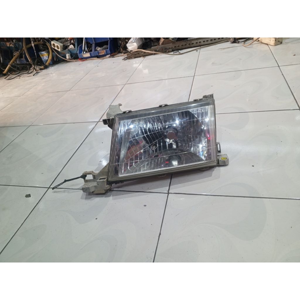 headlamp kijang lgx/lsx EFI 2000-2002 original. lampu depan kijang lgx original