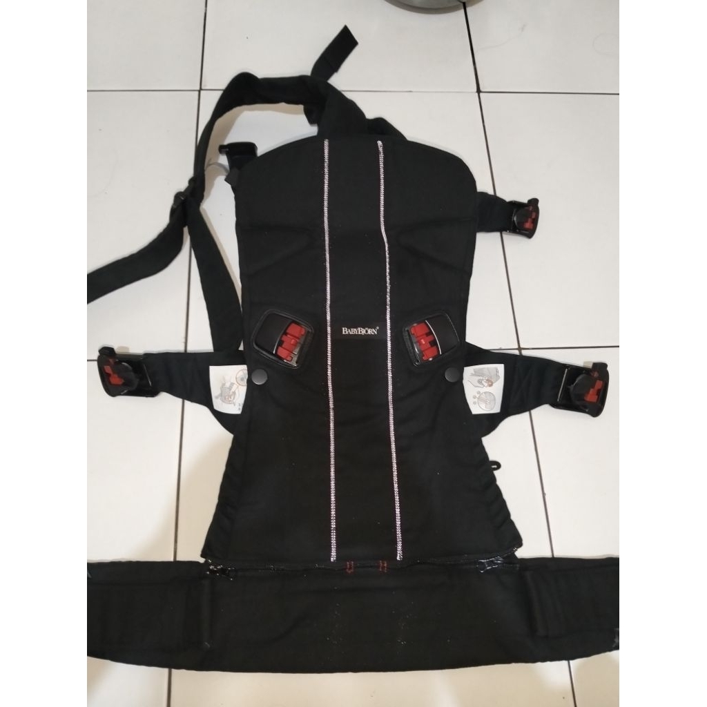 PRELOVED GENDONGAN BABY BJORN