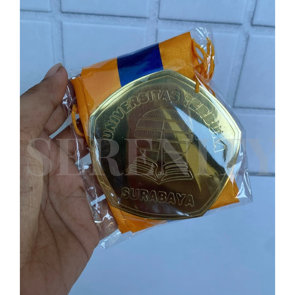 KALUNG SAMIR WISUDA KUNINGAN UNIVERSITAS TERBUKA UT Surabaya