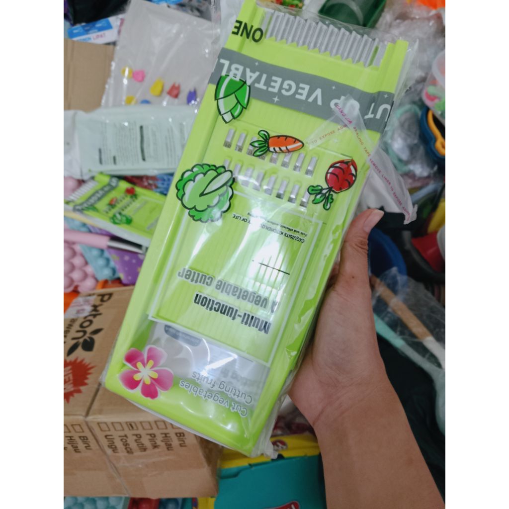 Parutan Serbaguna Multi Fungsi Alat Pemotong Buah Dan Sayur 4 In 1 — 10