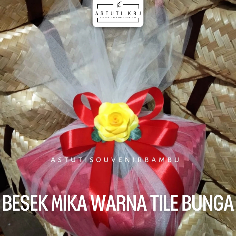 

BESEK MIKA WARNA TILE BUNGA 20 dan 22cm/ besek hias / hampers besek / pipiti / besek souvenir