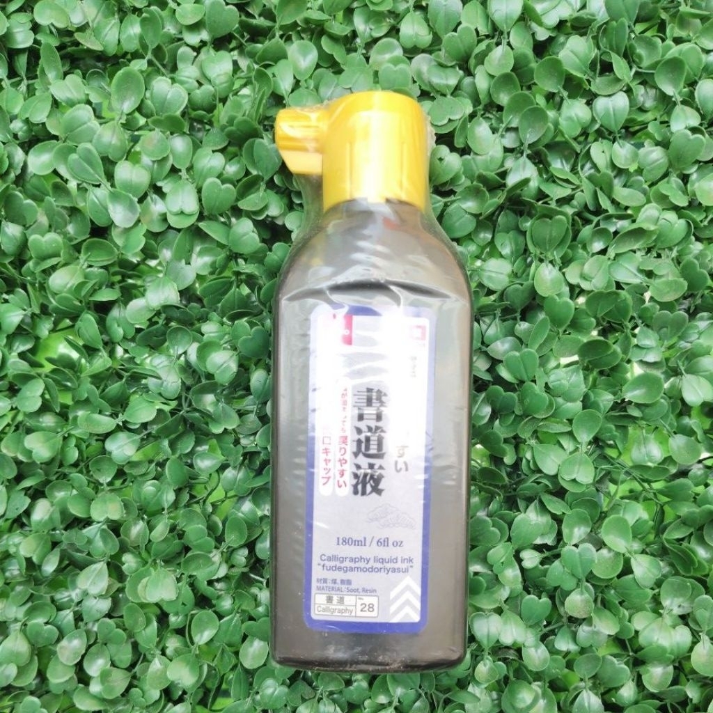 

Tinta daiso/ tinta super kaligrafi/ tinta hitam/ kaligrafi ink