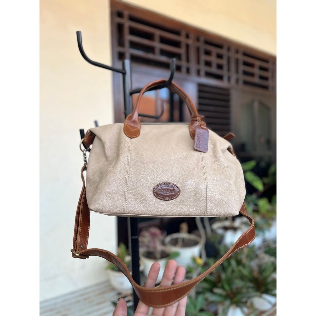 Tas Kulit Wanita ABEKANI CBAG Non Flap Hand Bag dengan Tali Panjang Ukuran Medium